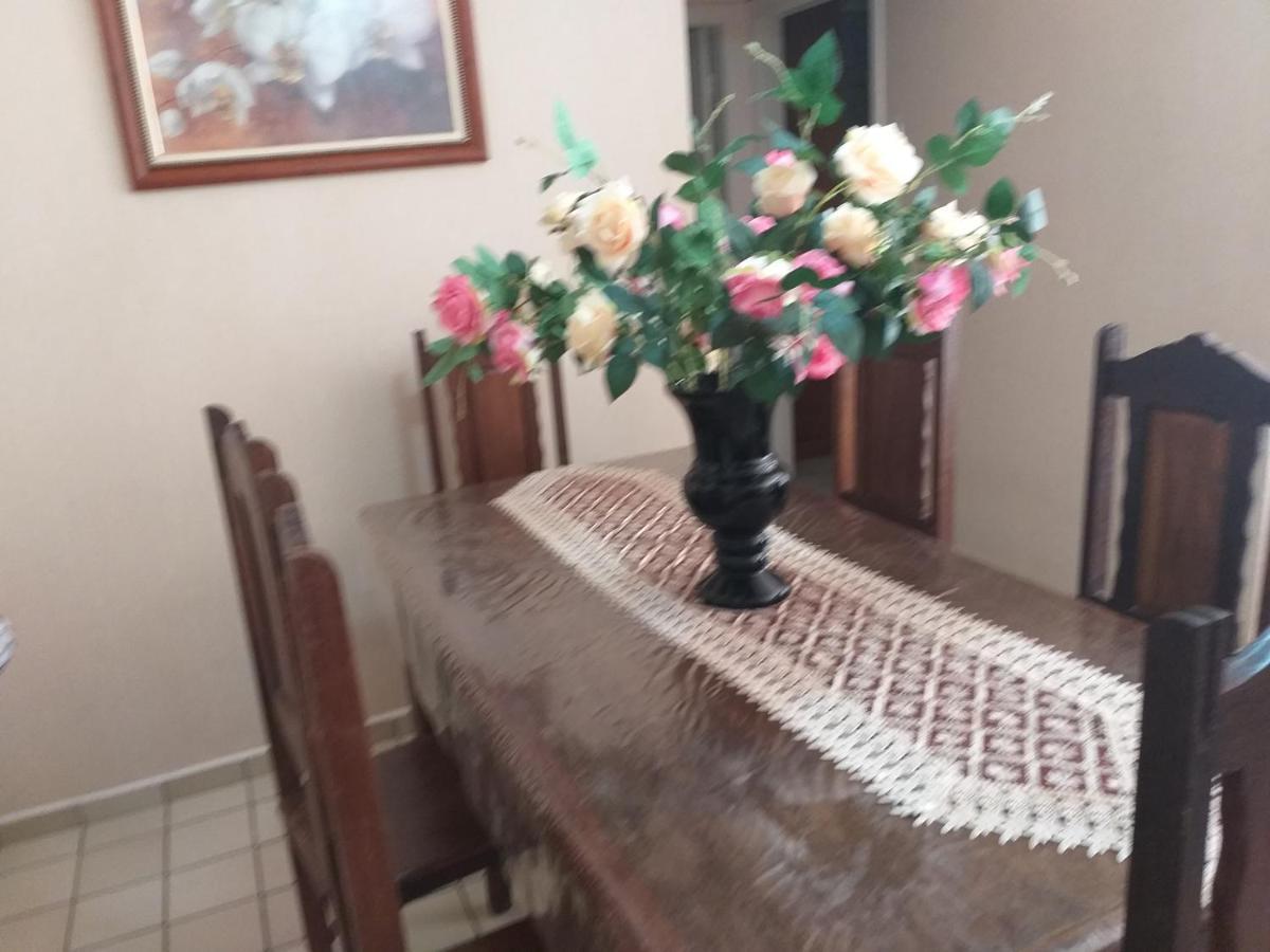 Apartamento Climatizado , Praia Grande, Ubatuba Sp Εξωτερικό φωτογραφία