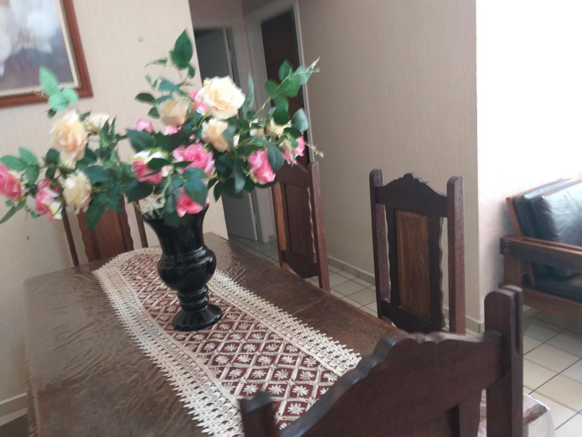 Apartamento Climatizado , Praia Grande, Ubatuba Sp Εξωτερικό φωτογραφία